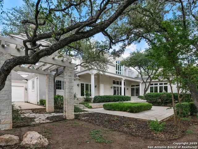 100 Tomahawk Trail San Antonio, TX 78232