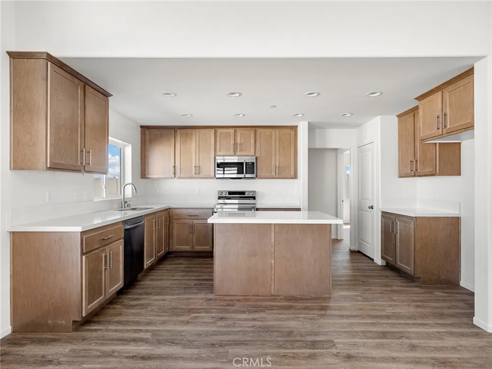 11782 Sebastian Drive Adelanto, CA 92301