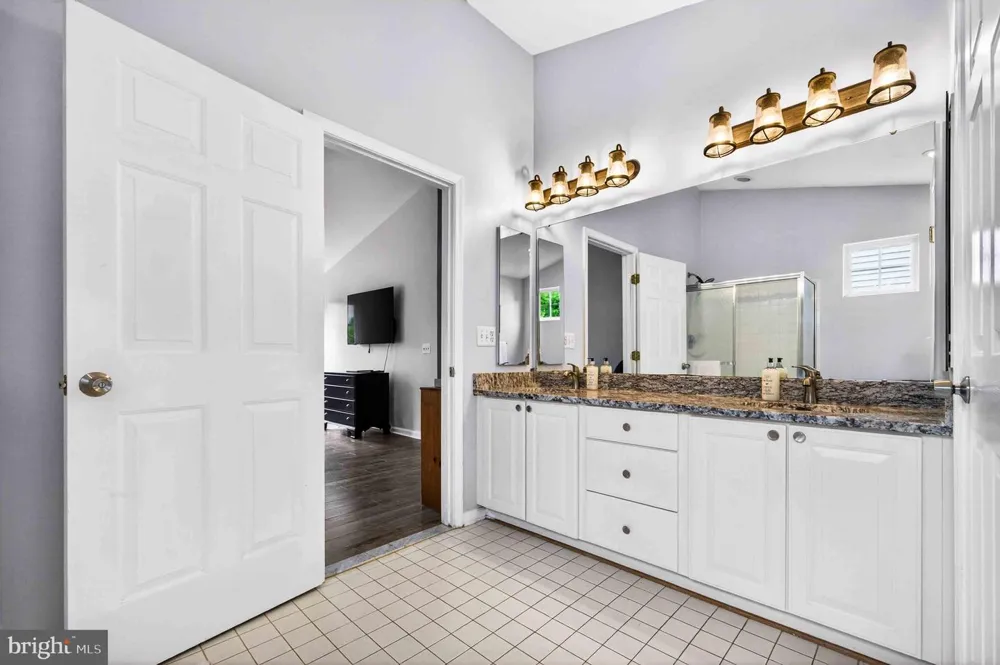 235 CANNON WAY Warrenton, VA 20186