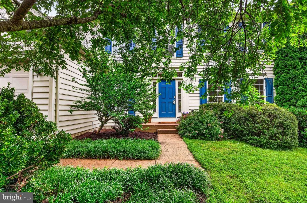 235 CANNON WAY Warrenton, VA 20186