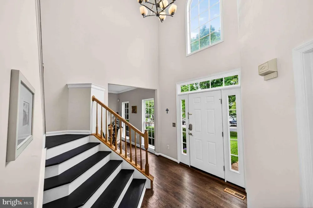 235 CANNON WAY Warrenton, VA 20186