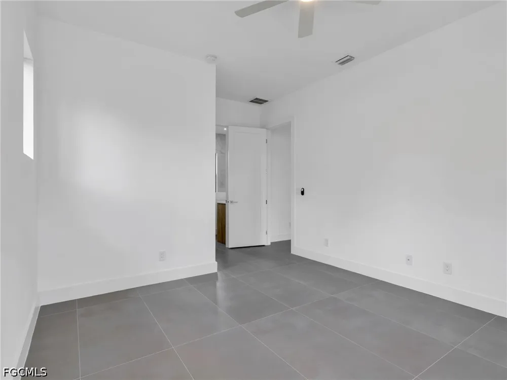 Carnegie Avenue Englewood, FL 34224