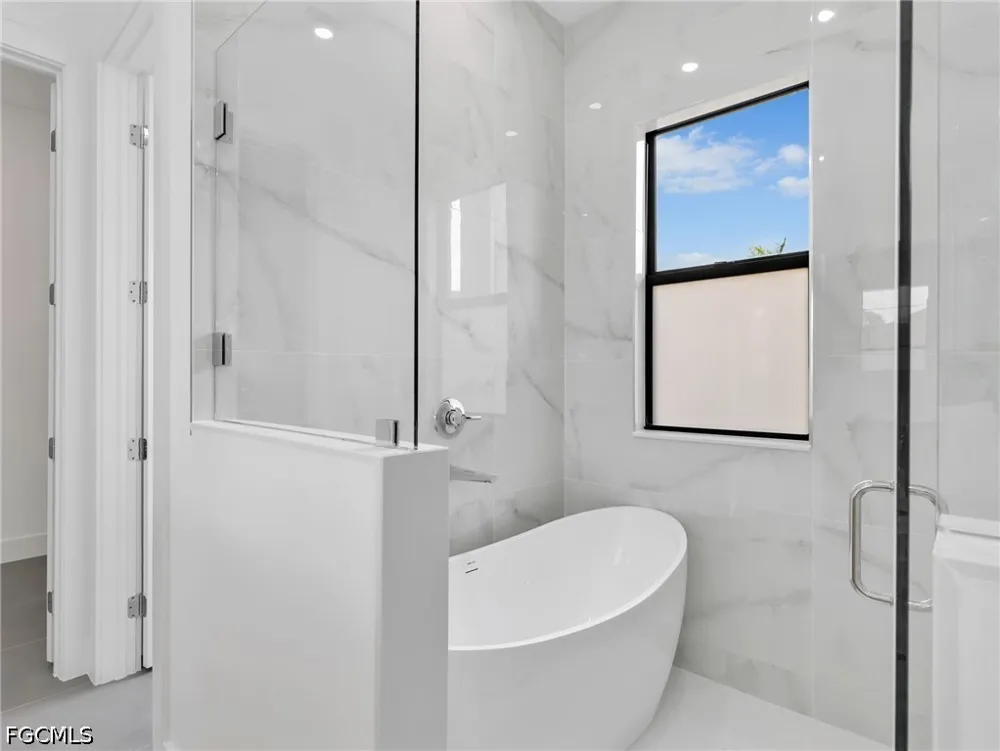Carnegie Avenue Englewood, FL 34224