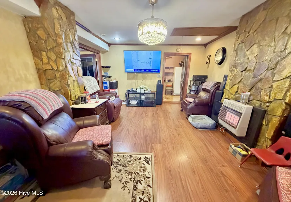 5978 Hwy 258 S Deep Run, NC 28525