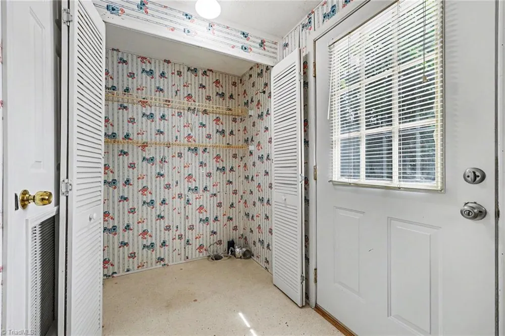 194 Pinehaven Drive New London, NC 28127