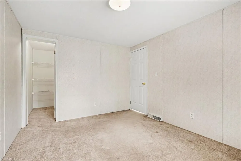 194 Pinehaven Drive New London, NC 28127
