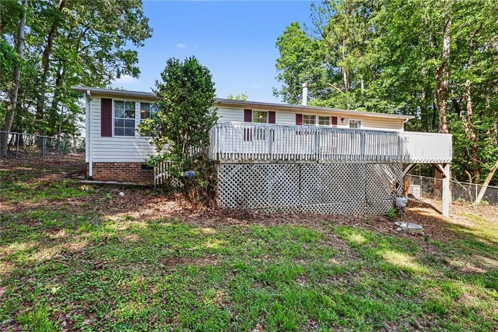 194 Pinehaven Drive New London, NC 28127