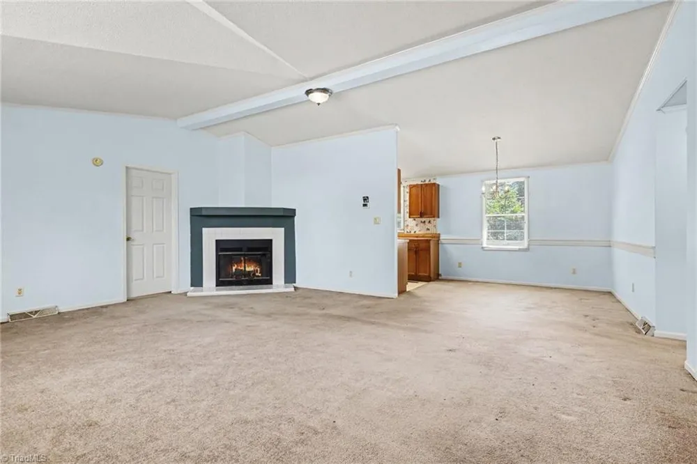 194 Pinehaven Drive New London, NC 28127