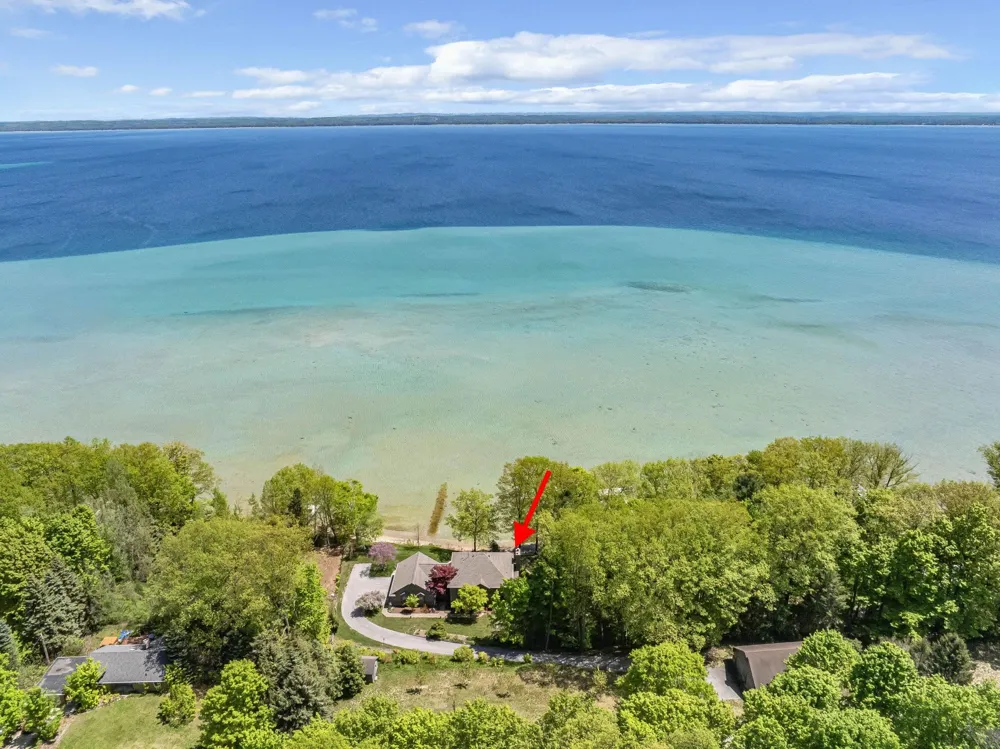 17744 Smokey Hollow Road Peninsula Township, MI 49686
