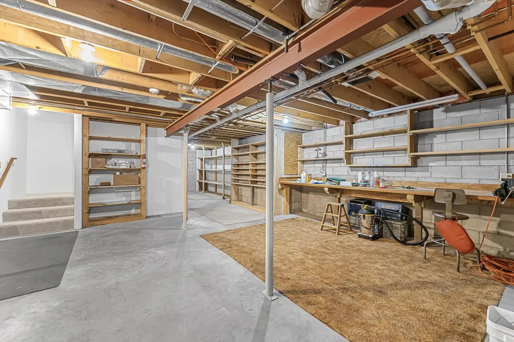 17744 Smokey Hollow Road Peninsula Township, MI 49686