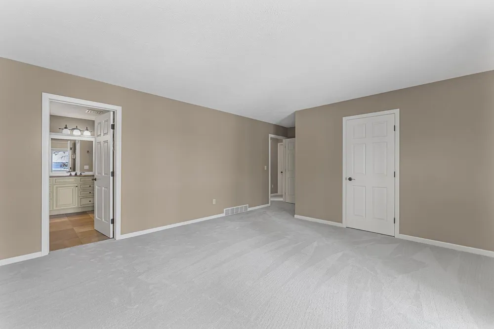 17744 Smokey Hollow Road Peninsula Township, MI 49686