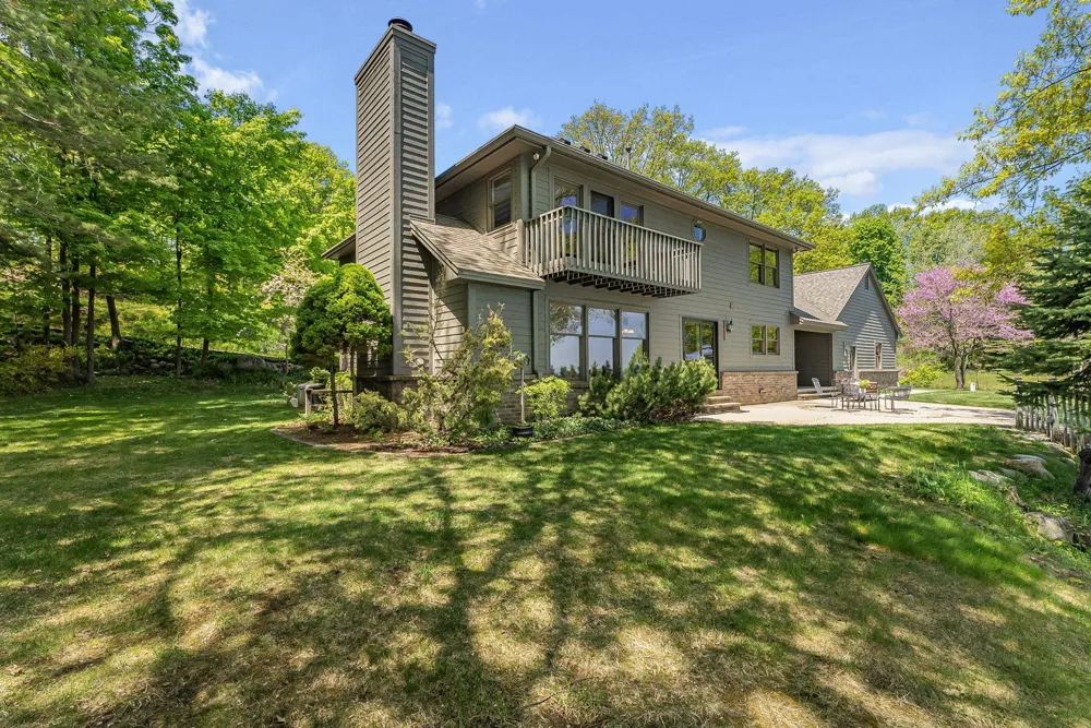 17744 Smokey Hollow Road Peninsula Township, MI 49686