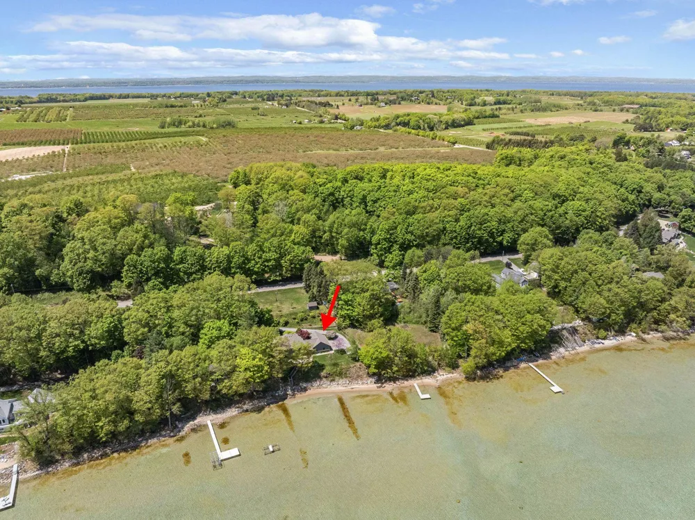 17744 Smokey Hollow Road Peninsula Township, MI 49686