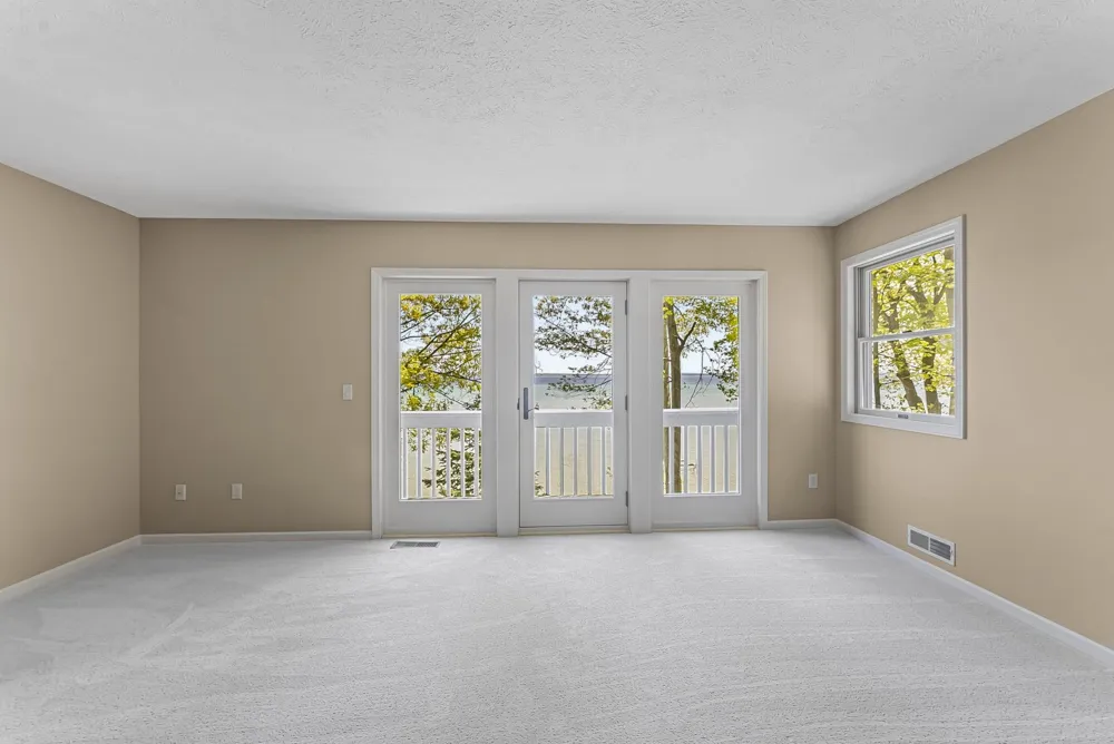 17744 Smokey Hollow Road Peninsula Township, MI 49686