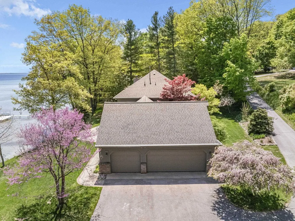17744 Smokey Hollow Road Peninsula Township, MI 49686