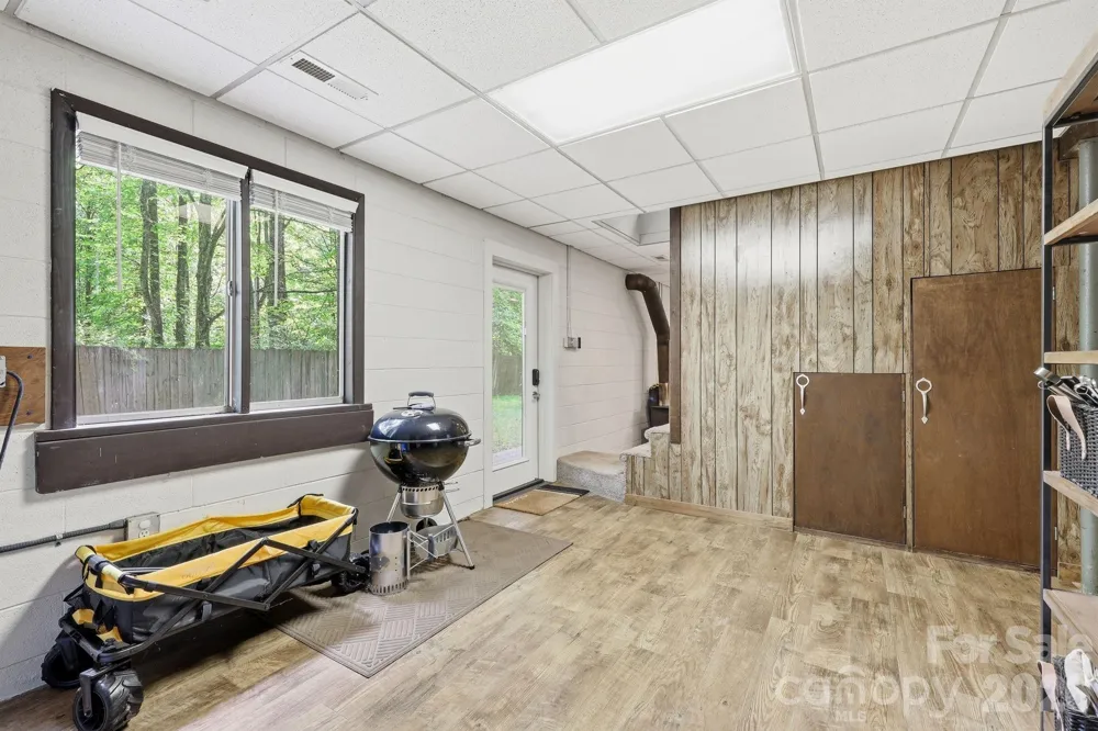 182 Saw Branch Road Candler, NC 28715