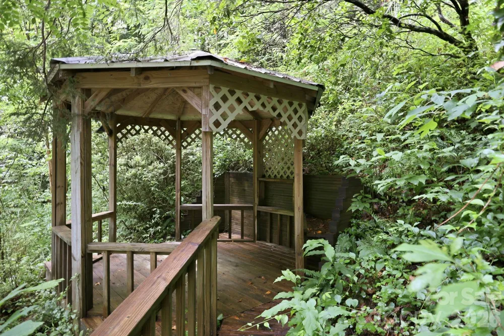 182 Saw Branch Road Candler, NC 28715