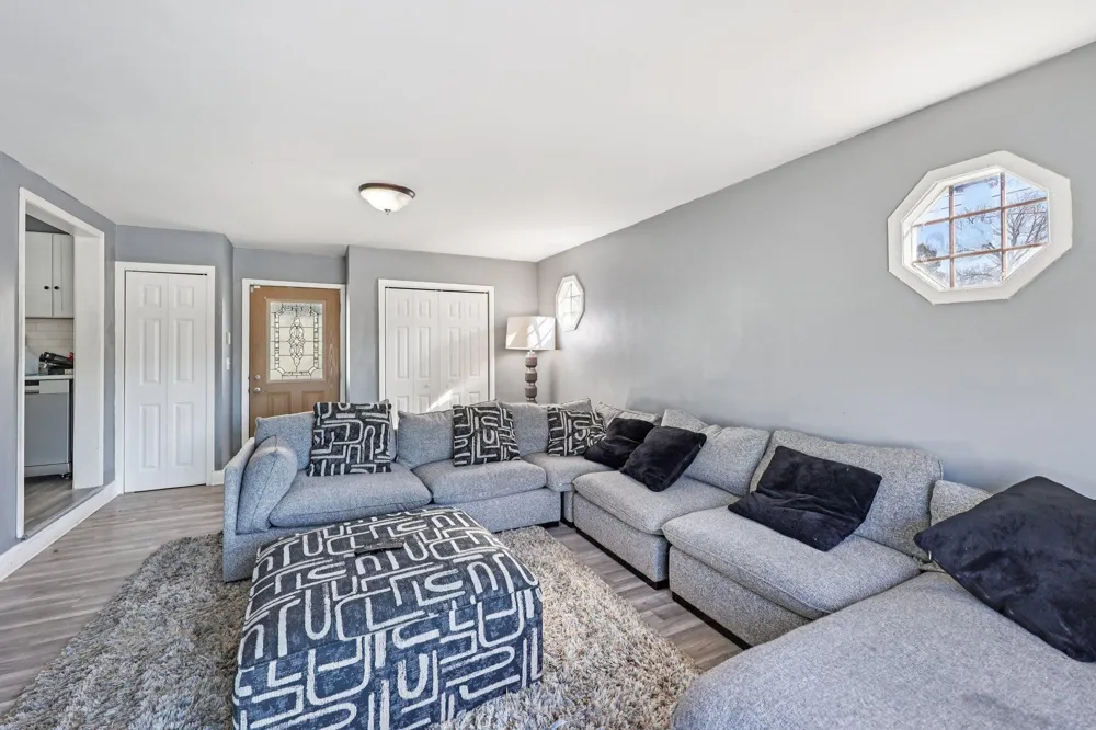 7700 Sierra Parkway Brooklyn Park, MN 55444