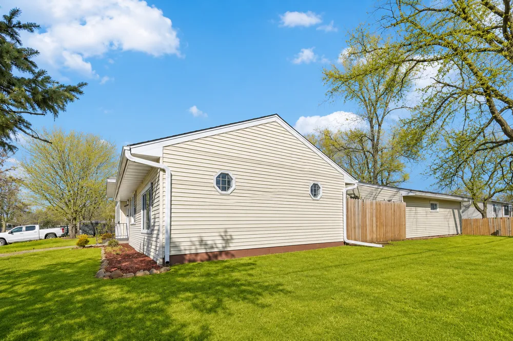 7700 Sierra Parkway Brooklyn Park, MN 55444