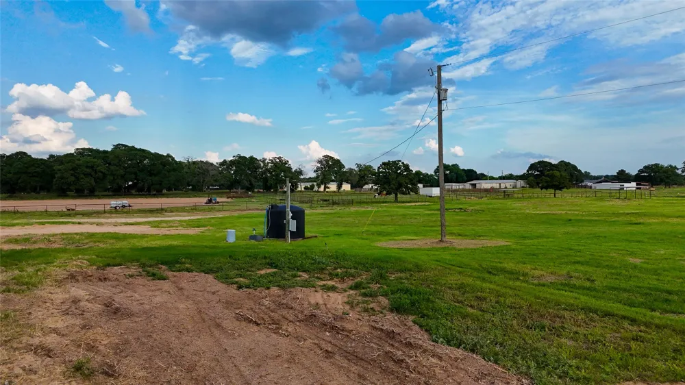 1160 Doss Road Millsap, TX 76066