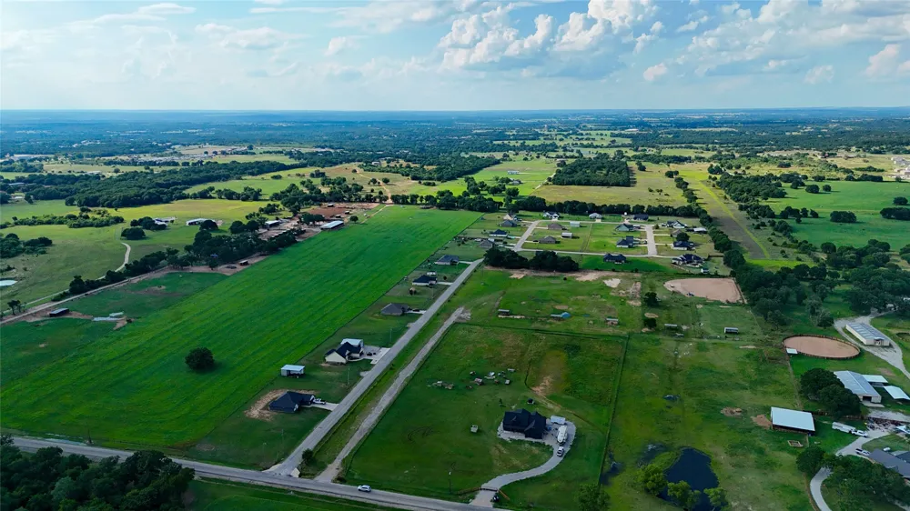 1160 Doss Road Millsap, TX 76066