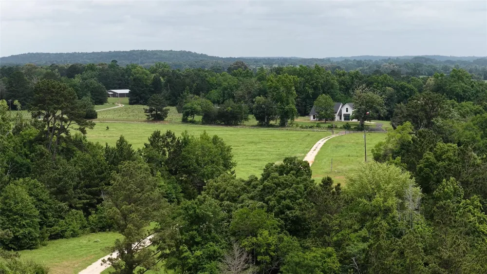 447 Cr 2211 Rusk, TX 75785