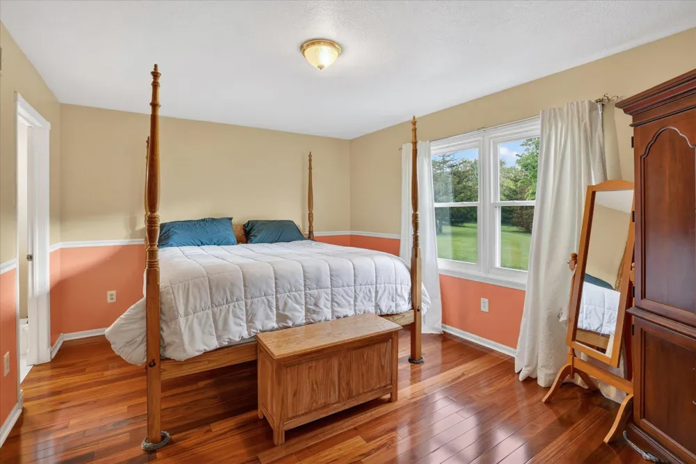 5569 S Corey Road Perry, MI 48872