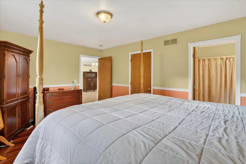 5569 S Corey Road Perry, MI 48872