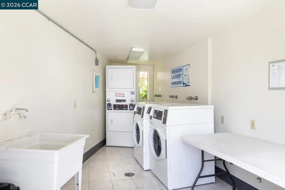 126 Ascot Ct #B Moraga, CA 94556