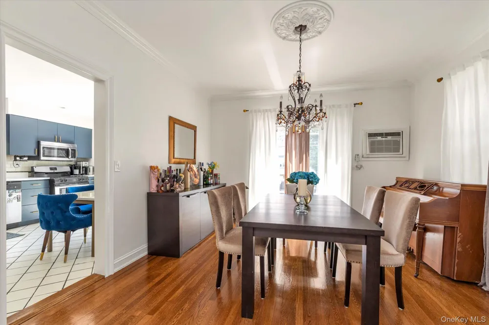 1051 Roselle Place Woodmere, NY 11598