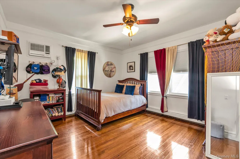 1051 Roselle Place Woodmere, NY 11598