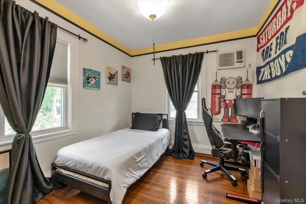 1051 Roselle Place Woodmere, NY 11598