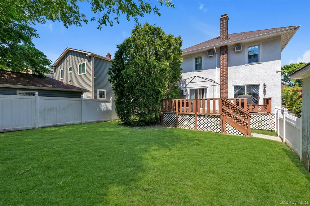 1051 Roselle Place Woodmere, NY 11598