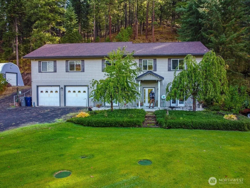 12465 Chumstick Highway Leavenworth, WA 98826