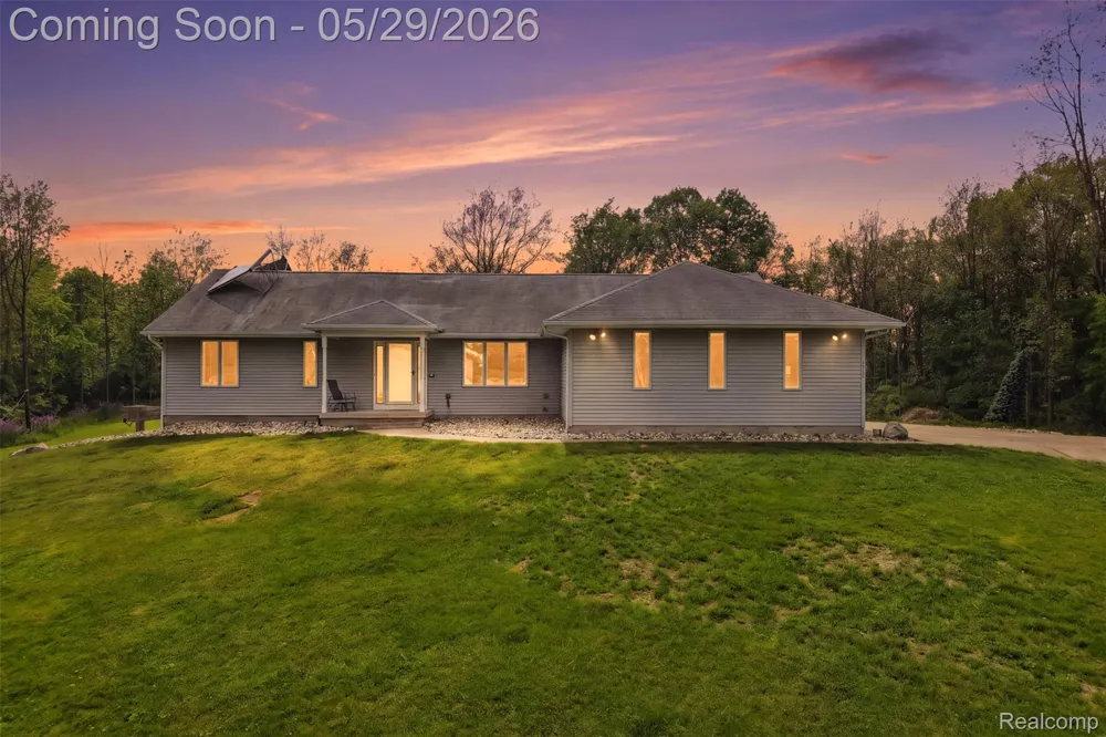 13158 Wood Road Dewitt Charter Township, MI 48808