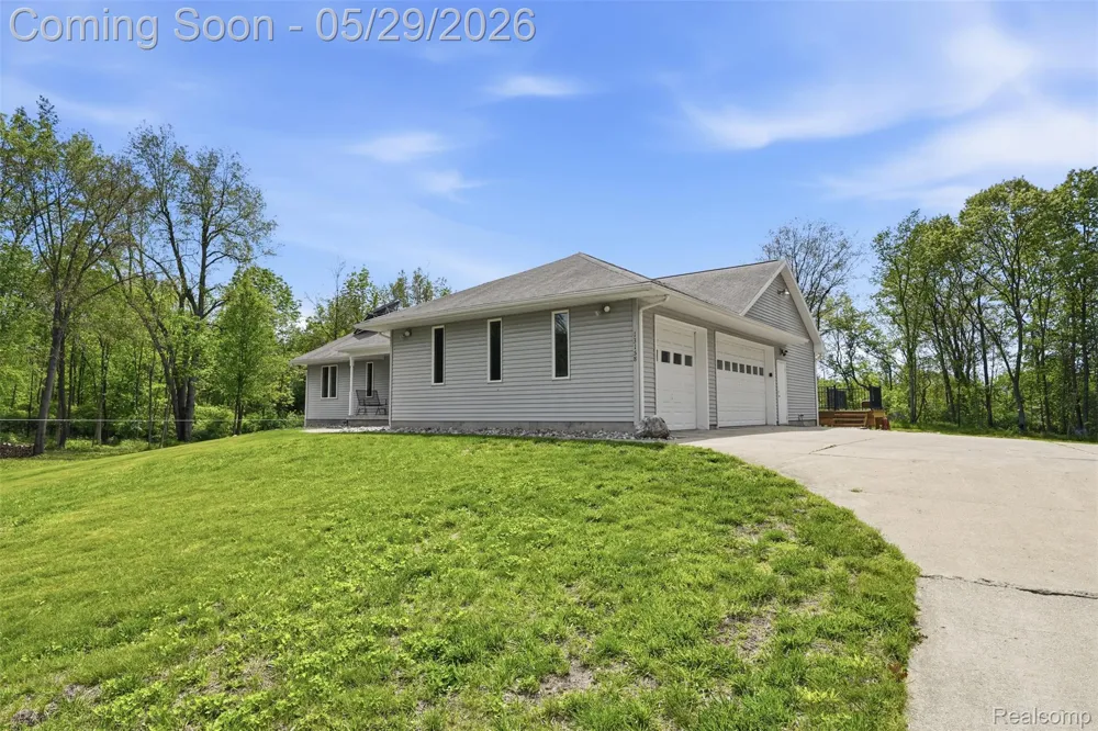 13158 Wood Road Dewitt Charter Township, MI 48808