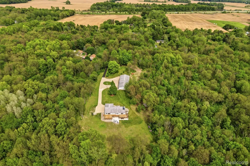 13158 Wood Road Dewitt Charter Township, MI 48808
