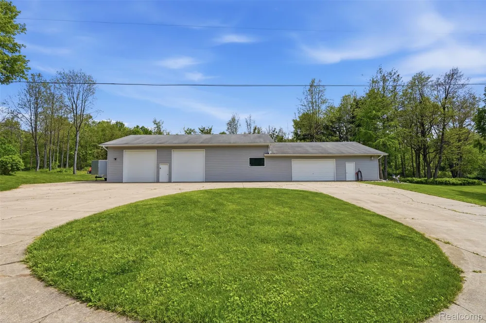 13158 Wood Road Dewitt Charter Township, MI 48808