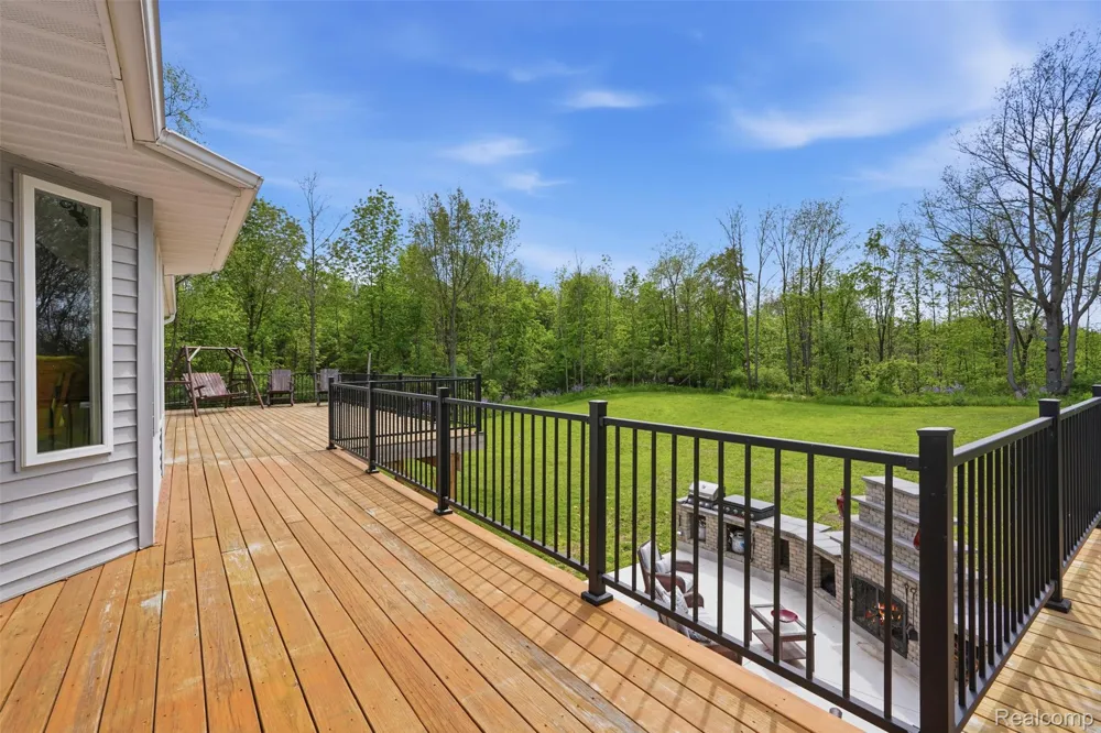 13158 Wood Road Dewitt Charter Township, MI 48808