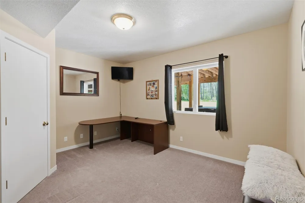 13158 Wood Road Dewitt Charter Township, MI 48808
