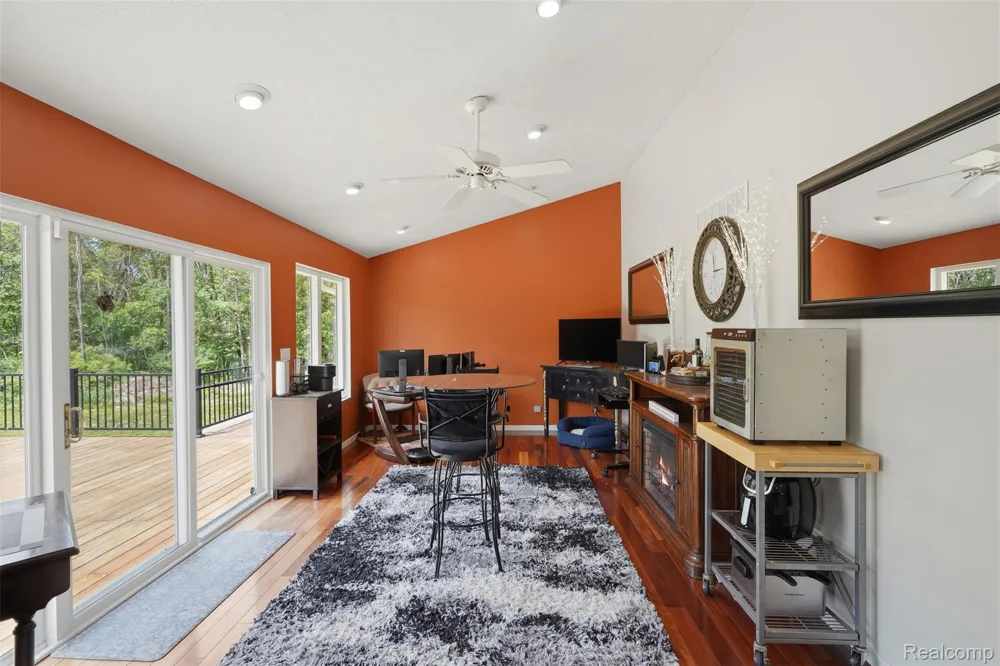 13158 Wood Road Dewitt Charter Township, MI 48808