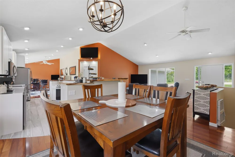 13158 Wood Road Dewitt Charter Township, MI 48808