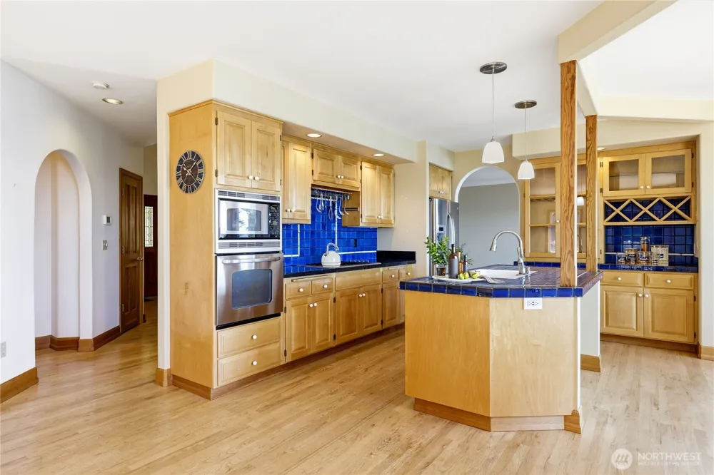252 Jansen Road Nordland, WA 98358