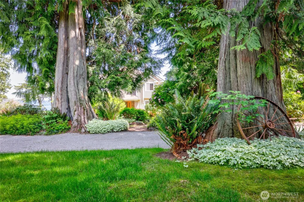 252 Jansen Road Nordland, WA 98358