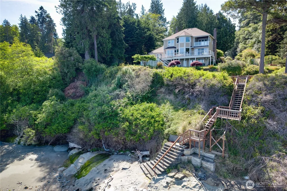 252 Jansen Road Nordland, WA 98358