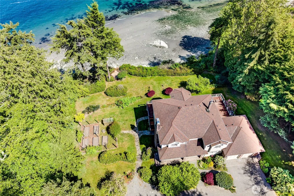 252 Jansen Road Nordland, WA 98358