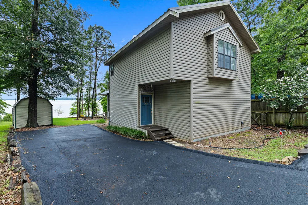 670 Redbud Drive Avinger, TX 75630