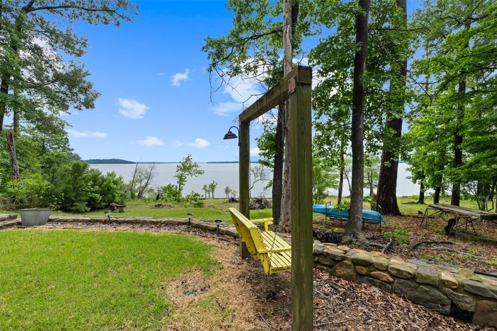 670 Redbud Drive Avinger, TX 75630