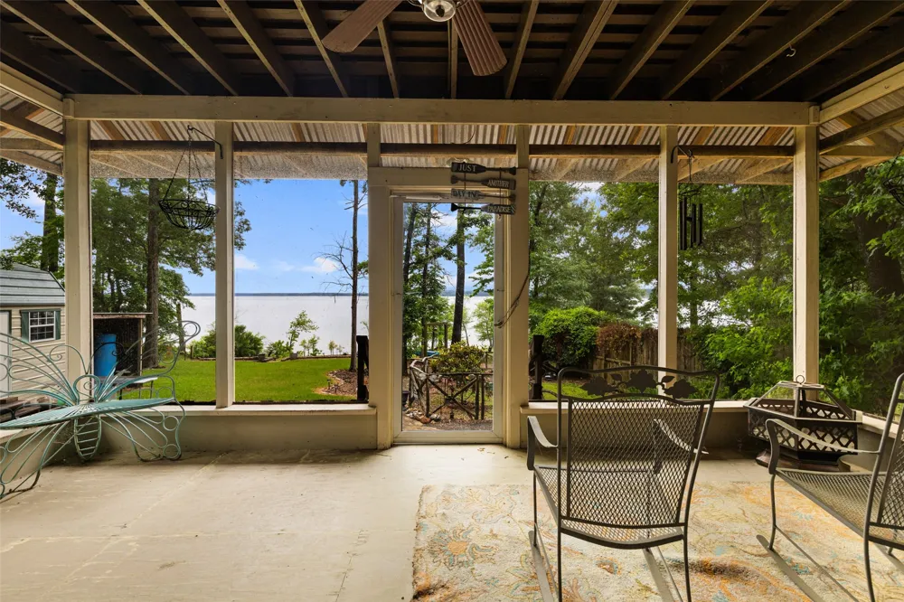 670 Redbud Drive Avinger, TX 75630
