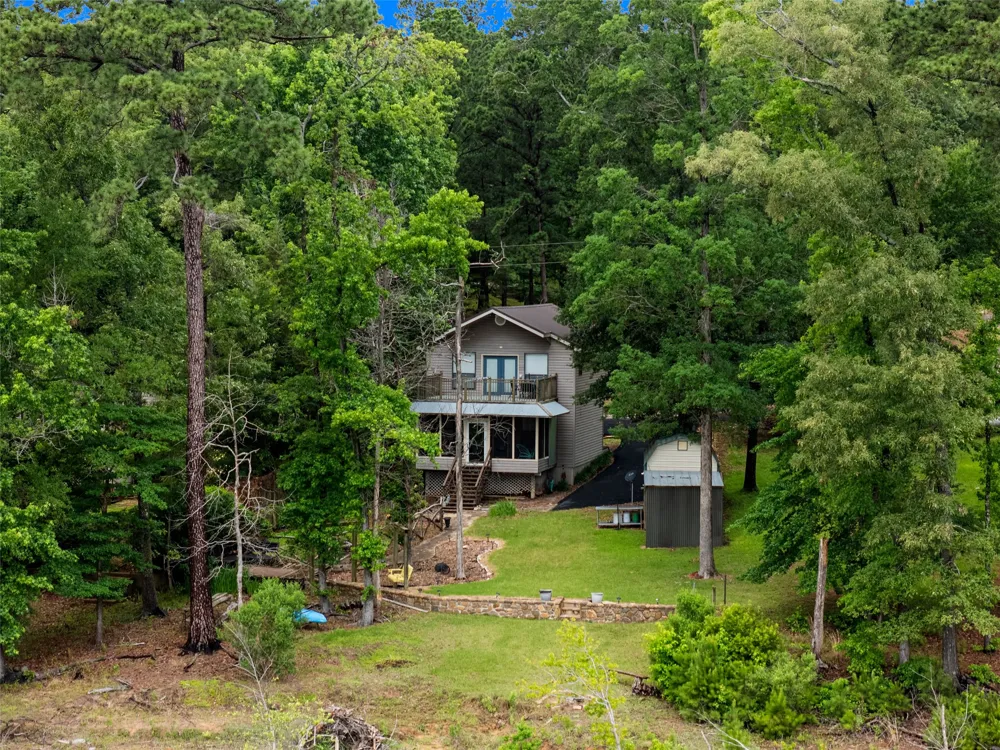 670 Redbud Drive Avinger, TX 75630